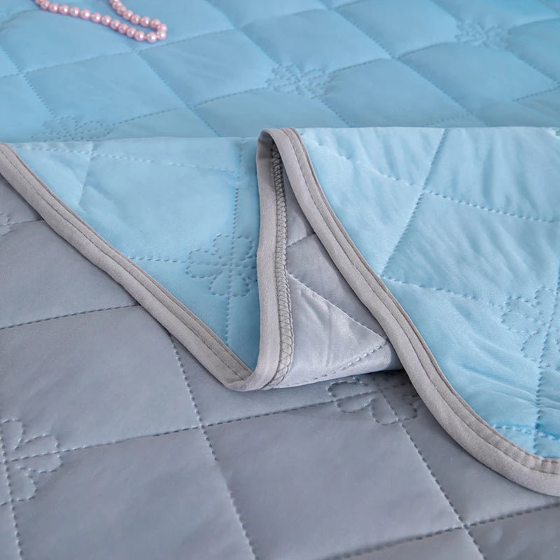 Cooling Comforter Lightweight