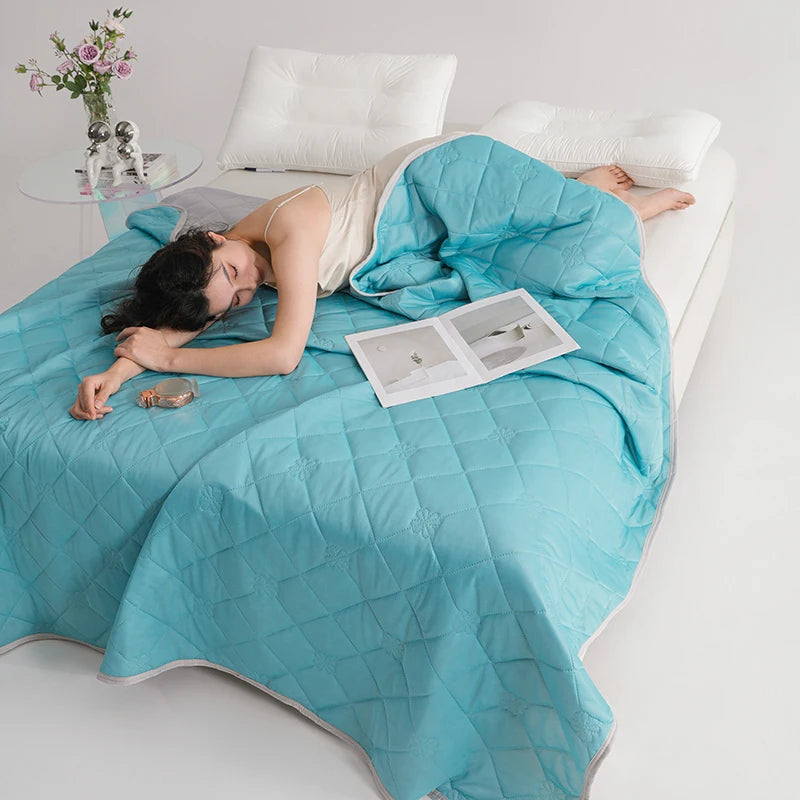 Cooling Comforter Lightweight